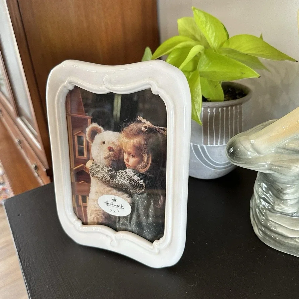 VTG New Hallmark White Ceramic Picture Photo Frame 5x7 Cottagecore Nursery Decor
